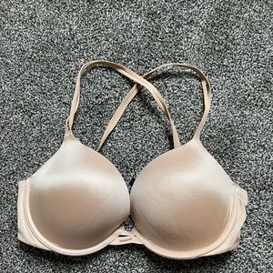 Victoria’s Secret push-up bra